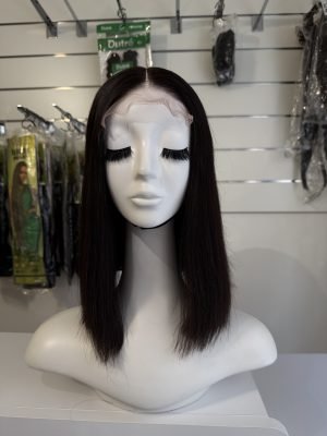 Perruque Virgin Hair SDD Straight 14 pouces vue de face
